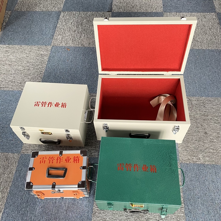 松山爆破工程作业箱如何选择？玻璃钢与传统材质的全面对比